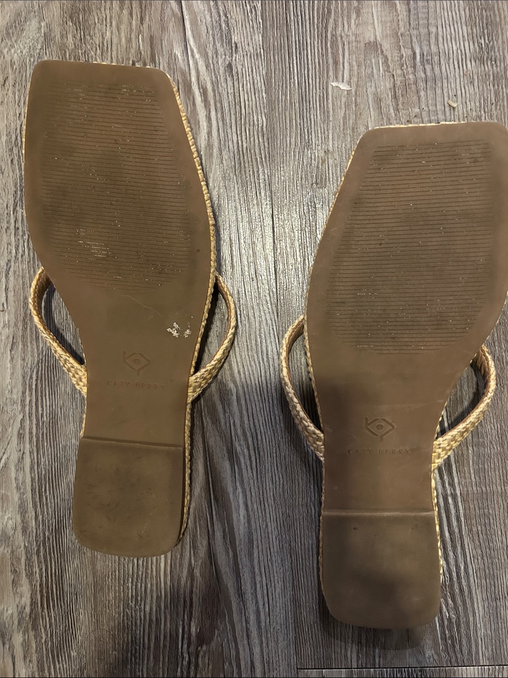 Katy Perry Collections Tan Sandal with Gold Shell Accent - Picture 3 of 5